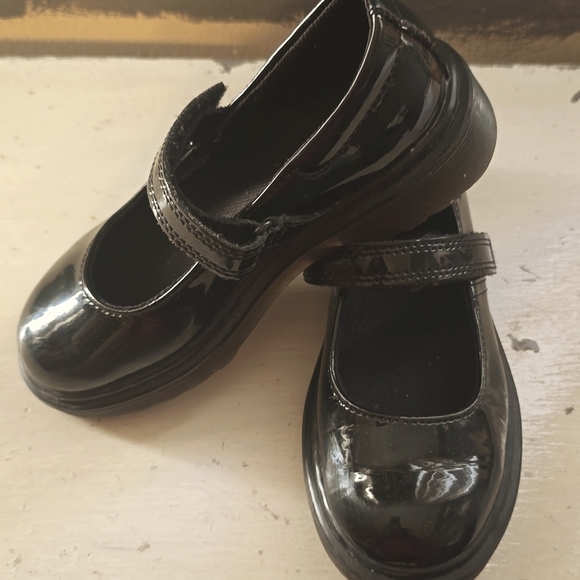 Dr Martens - Picture 2 of 4